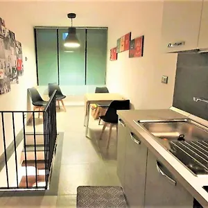Center Living Katania