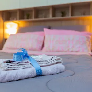  Appartamento Happy House 7 Minuti Da Mxp E 30 Minuti Da Milano Italia